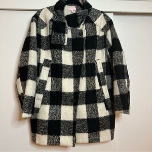 Black and White Checkered Cocoon‎ Coat